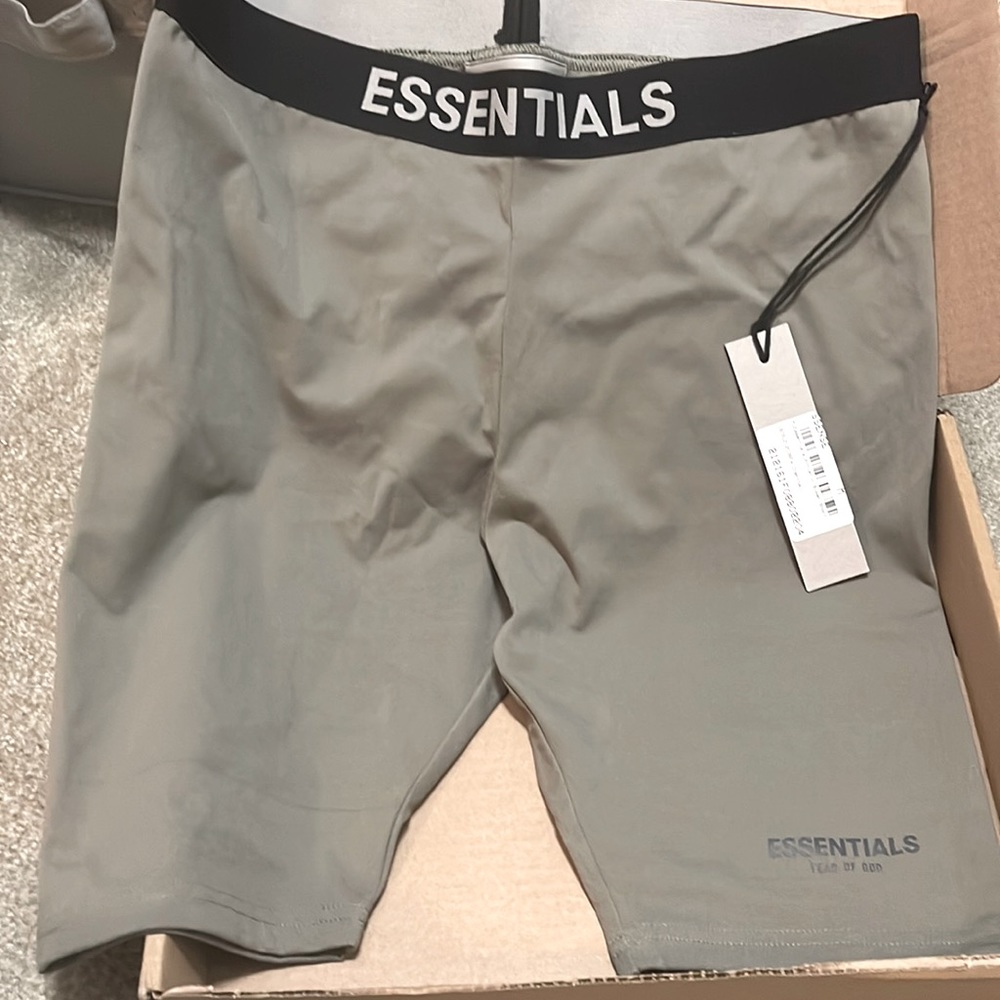 Authentic essential biker shorts